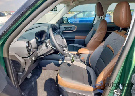 2024 Ford Bronco Sport Outer Banks z USA, uszkodzony, nr VIN 3FMCR9C63RRE90711